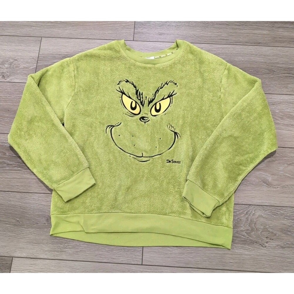 Grinch pullover shirt Fluffy soft women Sz XL Embroidered logo licensed apparel